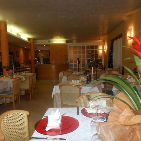 גארדה Hotel Ristorante Miralago מראה חיצוני תמונה